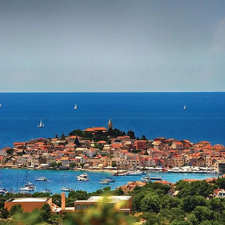 Tatil Evi Six-bedroom In