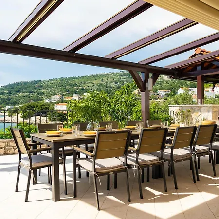 Six-bedroom In * Primošten