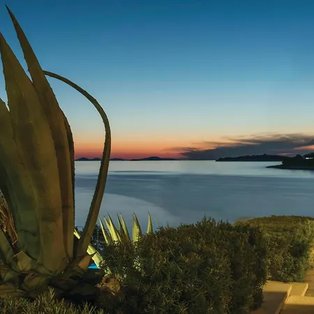 Six-bedroom In Tatil Evi Primošten