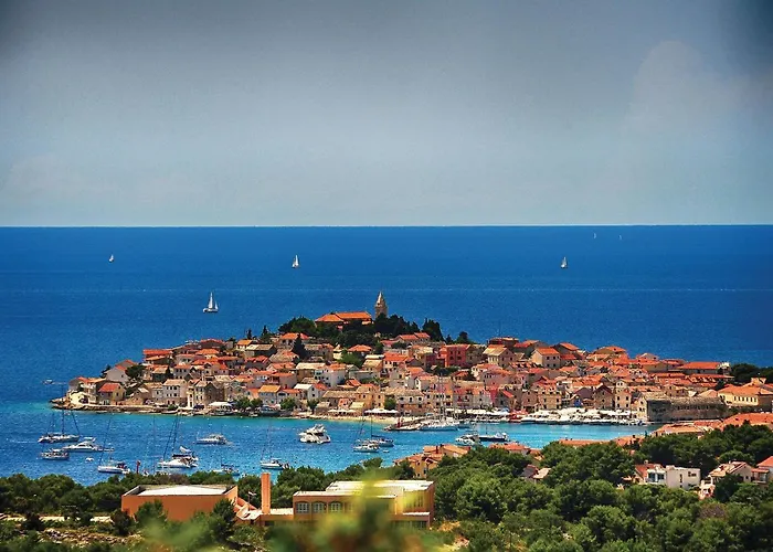 בית נופש Six-bedroom In