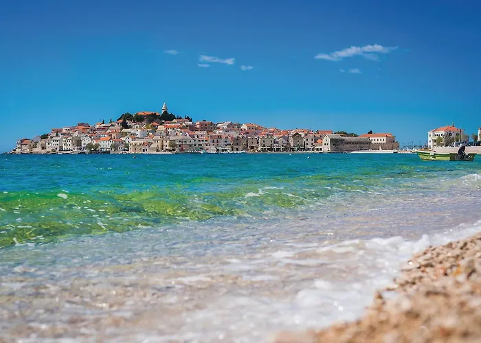 Six-bedroom In בית נופש פרימוסטן