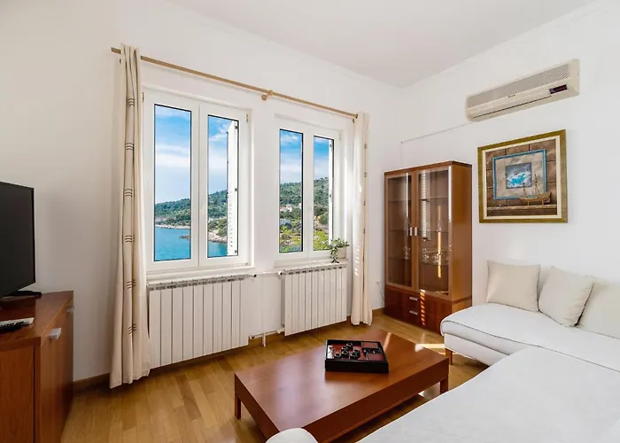 בית נופש Six-bedroom In